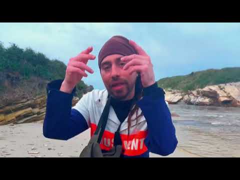 LIVING A TRAP - MOOWLY & AGON BEATS (Vídeo Oficial)