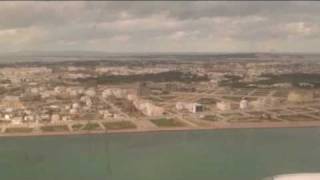 preview picture of video 'Approach, landing and taxiing on Tunis Carthago Airport'