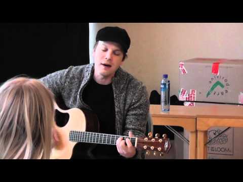 Gavin DeGraw - ''Follow Through'' (Live)