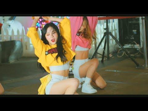 LIPBUBBLE(립버블) Dance Cover@181221 창원 더시티 세븐 버스킹[4k Fancam/직캠]