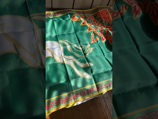 Vídeo relacionado con Bandera de Rohan Horse LOTR | Impresión de diseño único | Hecho en la UE (90 x 150 cm)