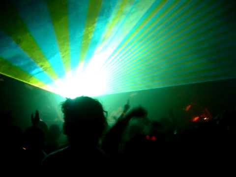 Tristan Garner played 'Be Satisfied (Swedish House Mafia bootleg) @ Equinoxe 2010
