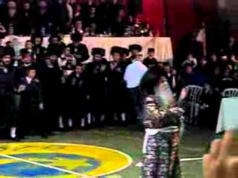 Nadvorna Rebbe Mitzva Tanz 5766