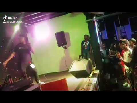 Thierryfa (en chaleur) en live au Exécutive Club