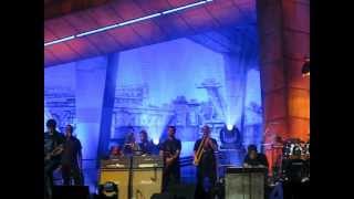 BLUR - CARAMEL | live @ Hyde Park 2012