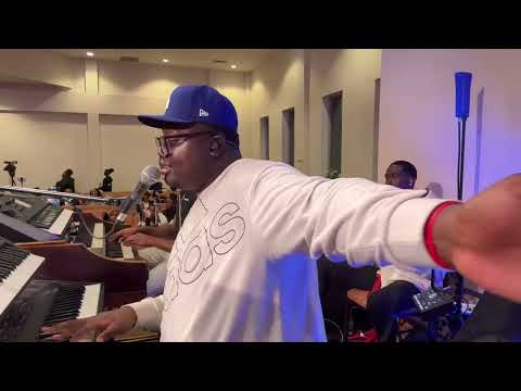 What A Beautiful Name//Spontaneous Medley | Joel Sainvil 