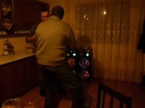 DANSATORII DIN SATUL CALINI BACAU ROMANIA