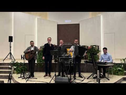 Întins pe lemn cu brațele deschise - Când Trambița Domnului ~ Grup Sami Bârsan