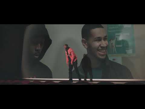 Moums - J'fais Mon Chemin (Clip Officiel)