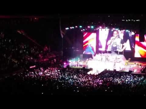 Earth wind and Fire 8.7.17