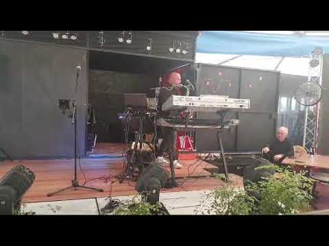 "No Man No Cry"...grande esibizione del Maestro Luca Sbardella