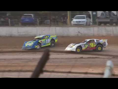 V8 Super Sedans Heat 1