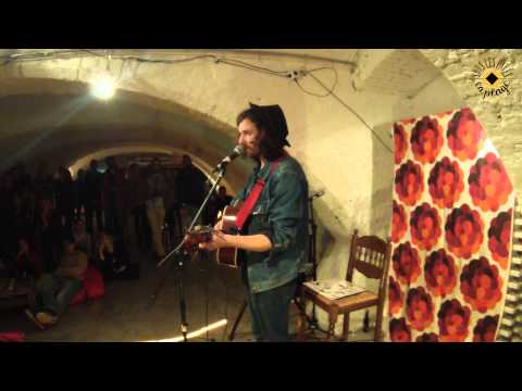 Willie Darktrousers - Een liefdesliedje (Sous les pavés, la plage 2015)