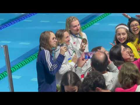 Nuoto 100m femminile finale - 8 Maggio