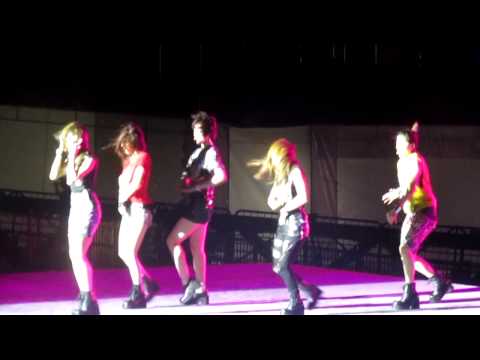 [Fancam] 121123 SMTOWN Singapore - Electric Shock FX