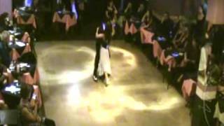 José Manrique Natalia Pombo bailan en Porteño y Bailarín