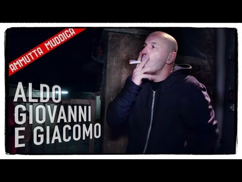 The Cigarette | Aldo Giovanni and Giacomo - Backstage at Ammutta Muddica