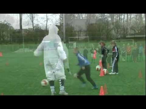 2012-04-05 Schiet de Kip fc berghuizen meisjes voetbal.mpg