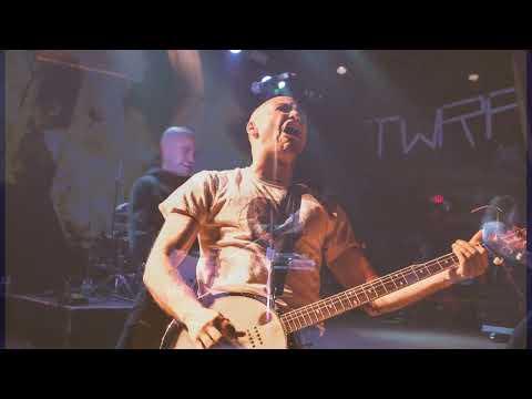 Video thumbnail for Boils Up (Live in Detroit)