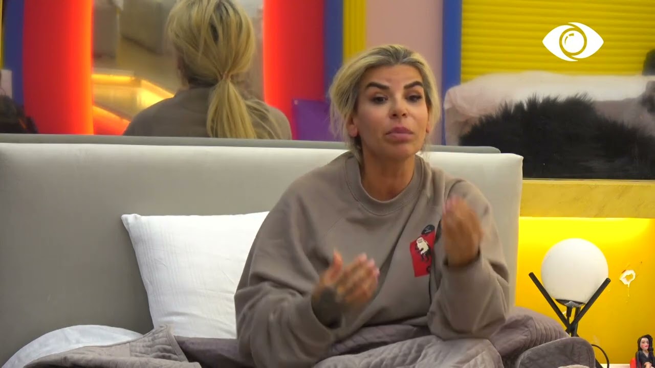 “I dhe mundësinë të bënte ironi me mua”/ Valbona mërzitet me Kiarën, ajo i kërkon falje