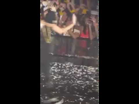 [140913] G DRAGON focus during end part of My Heaven @ YG Family Galaxy Tour : Power in Singapore