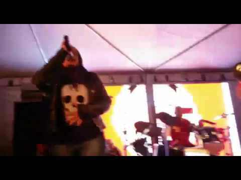 Made in Oz - (Cover Killing In The Name) - Lá Décima Cervejada Fatec Barueri