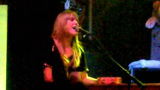 Grace Potter And The Nocturnals - Tiny Light