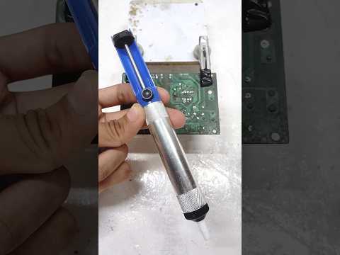best desoldering pump quick soldering remove 😯 #viralshorts #electronic #short #trending