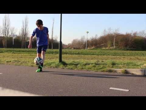 hugovoetbal - freestyle in the sun