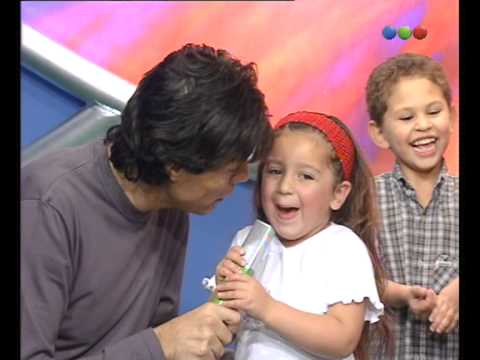 The Boys' Show: Mercedes Wants to Be Francisquito's Girlfriend - Videomatch