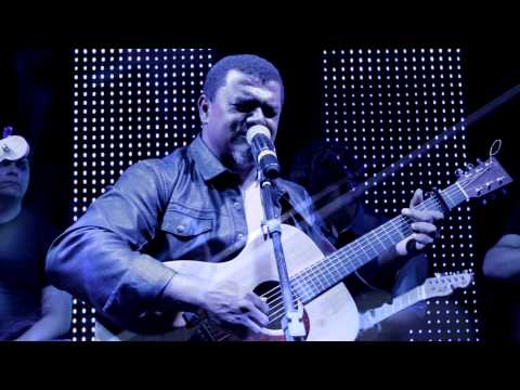 Eu Me Prostro - Lucas Santana