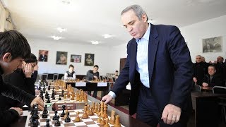 Шахматы. УРОК от Гарри Каспарова. Современная ИТАЛЬЯНСКАЯ ПАРТИЯ!
