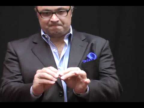 Pull Coin D0054 Half Dollar by Tango   Trick   www octomagic com