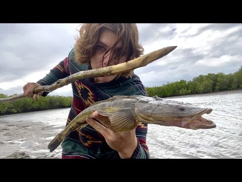 PRIMITIVE Spearfishing Catch & Cook! Catching My Own FOOD!