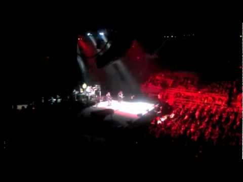 2cellos 'smooth criminal' 'smells like teen spirit' 'highway to hell' clips