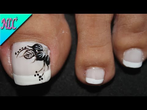 DISEÑO DE UÑAS FLOR Y FRANCÉS EN BLANCO Y NEGRO – FLOWER NAIL ART – NLC