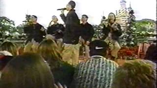 Backstreet Boys - 1997 -  Disney Christmas Parade   - Christmas Time