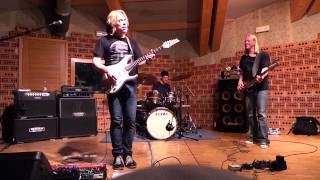 Andy Timmons Band - Cry for You- Live Scuola di Musica 55 - Trieste (Italy) 2013