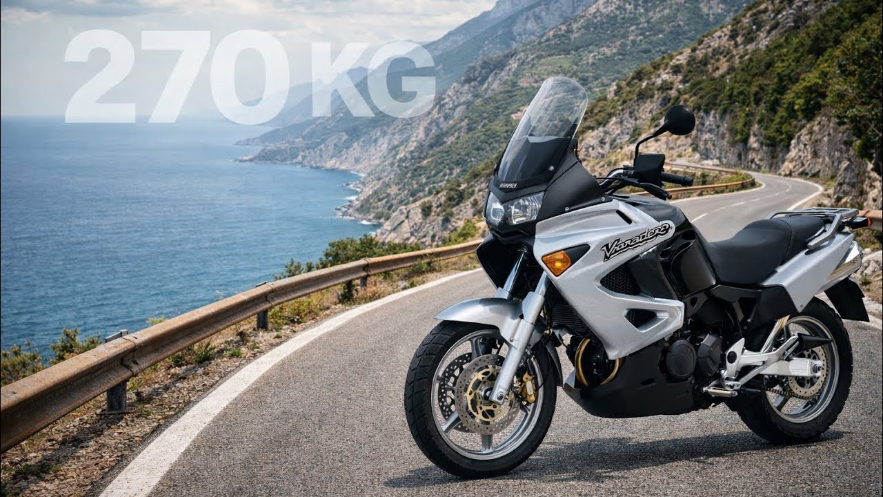 Mi fa provare la sua moto, ma è PESANTISSIMA! 😂