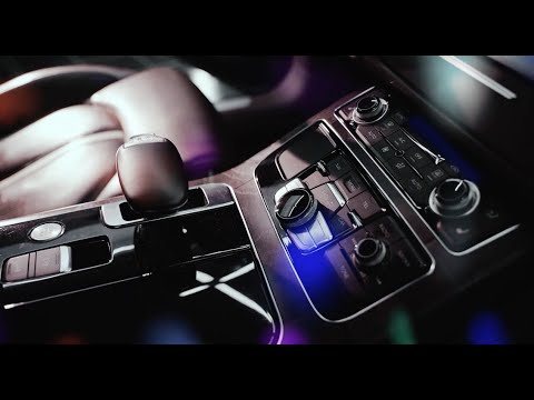 ADVERTS CROWDS EATRAXX