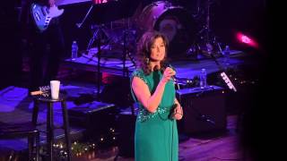 Amy Grant, Christmas Can&#39;t Be Very Far Away