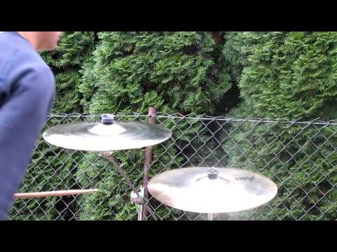 Sabian AAX x-plosion vs Sabian HHX x-plosion Crash