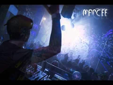 Empire Of The Sun vs Michael Woods Alive calanga  Marcee bootleg