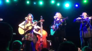 Della Mae - No Expectations