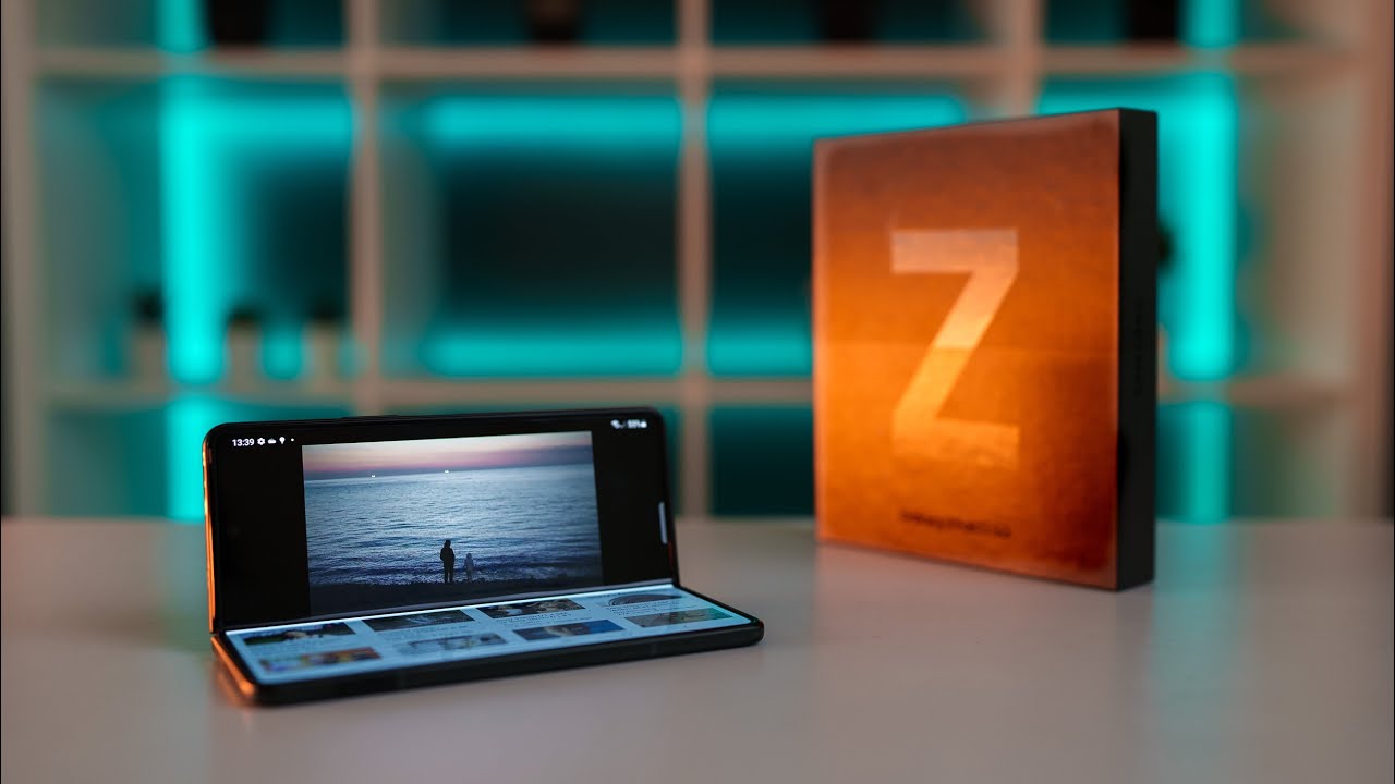 Samsung Galaxy Z Fold 3 unboxing and what you get with pre-orders in UK
