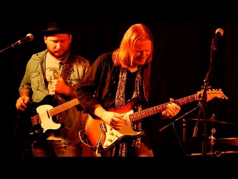 Josh Smith, Matt Schofield, Tomo Fujita and Eric Gales with Eminence at NAMM 2016