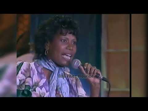 Noella Allas : Regisser Caboss (1997 Sofé Ravanne)