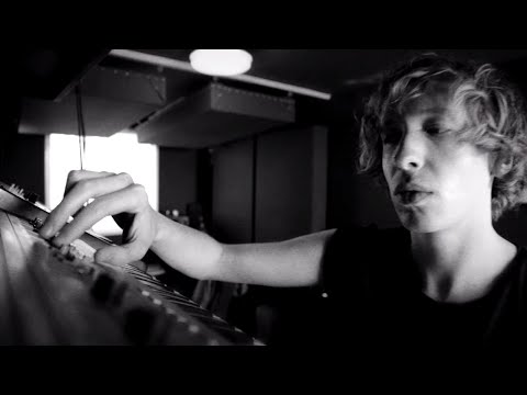 Feature: Daniel Avery (Electronic Beats TV)