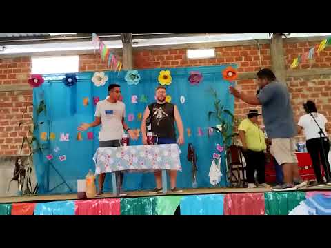 Competencia de vino el negro me gana por poco en isla de cañas salta argentina