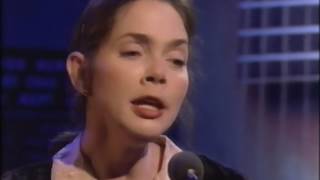 Nanci Griffith - Love at the Five and Dime (Solo Acoustic) (BBC TV 1994)